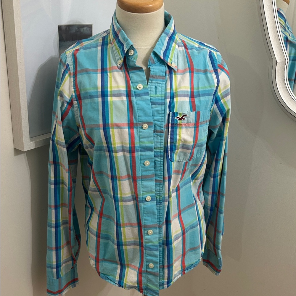 HOLLISTER SZ M men' teal, orange, white Hollister long-sleeve button-down shirt.